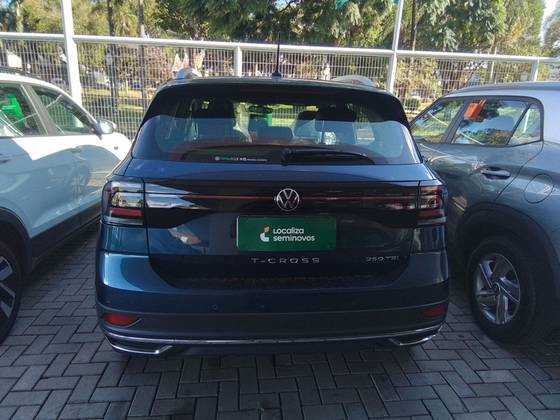 VOLKSWAGEN T-CROSS 1.4 250 TSI TOTAL FLEX HIGHLINE AUTOMÁTICO VOLKSWAGEN T-CROSS 1.4 250 TSI TOTAL FLEX HIGHLINE AUTOMÁTICO